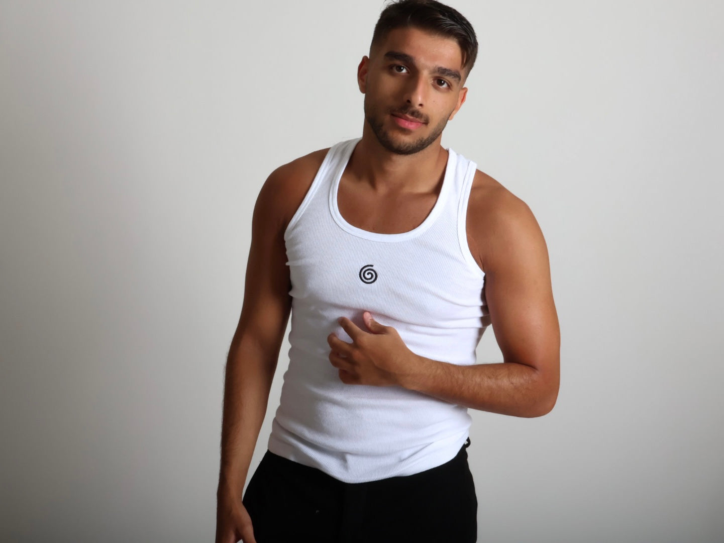 ILUSIO Tank Top